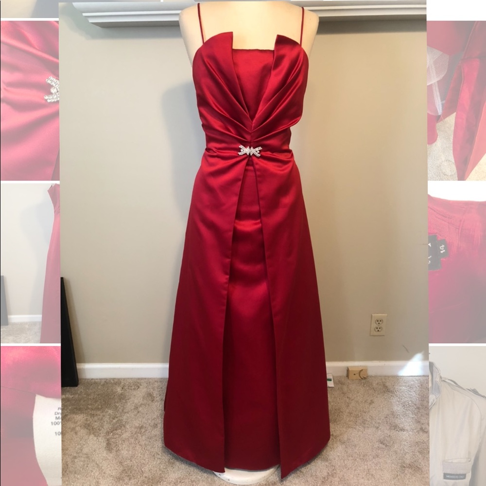 Glamorous red evening gown PROM size 14 Hollywood Formal